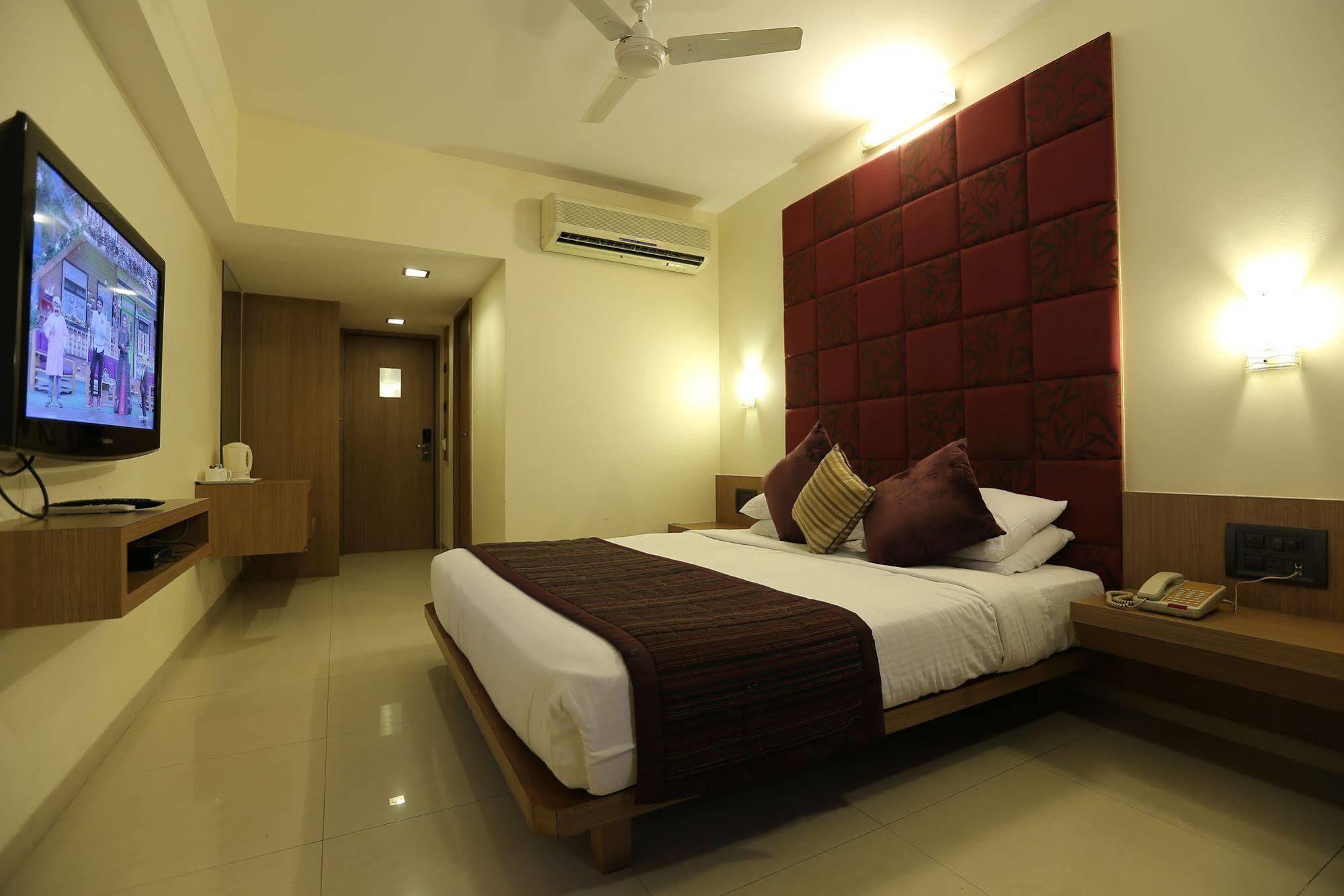 Hotel Silver Inn Bombay Exterior foto